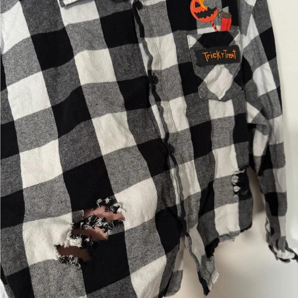 Black and White Trick-or-Treat Crop Long Sleeve - Picture 2 of 7